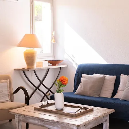 Cosy A Portissol Avec Jardinet Apartment Sanary-sur-Mer